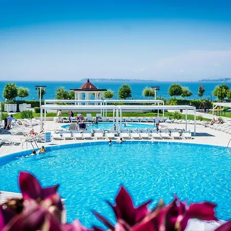 Panoramic Seaview In Premier Apartment