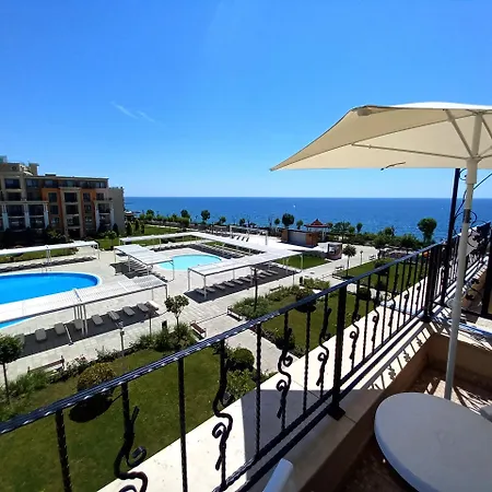 Appartamento Panoramic Seaview In Premier *